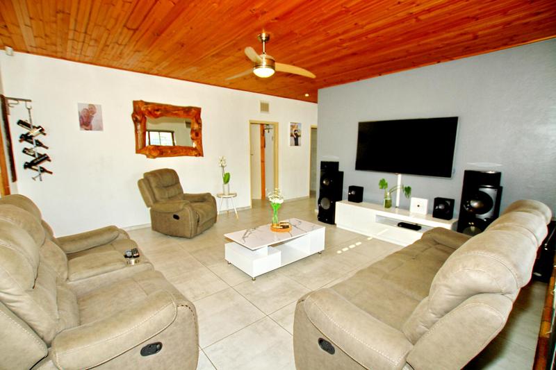 3 Bedroom Property for Sale in Shirley Park Western Cape